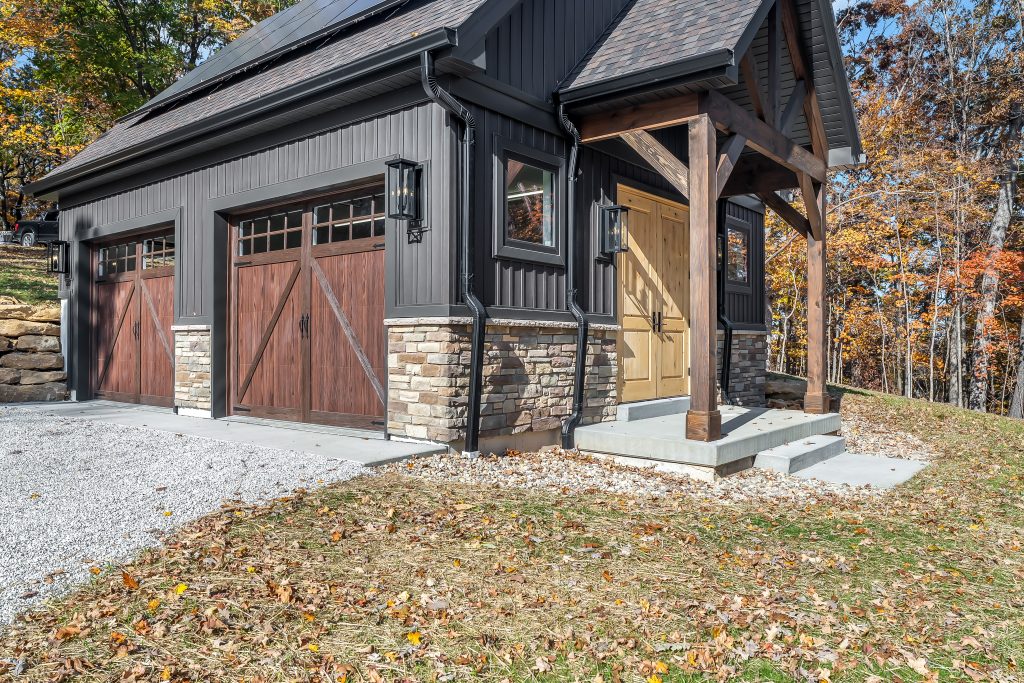Detached Garage with Side Door